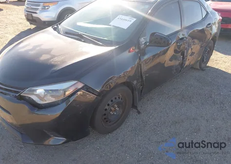 2016 Toyota Corolla Le z USA, uszkodzony, nr VIN 2T1BURHE2GC535865